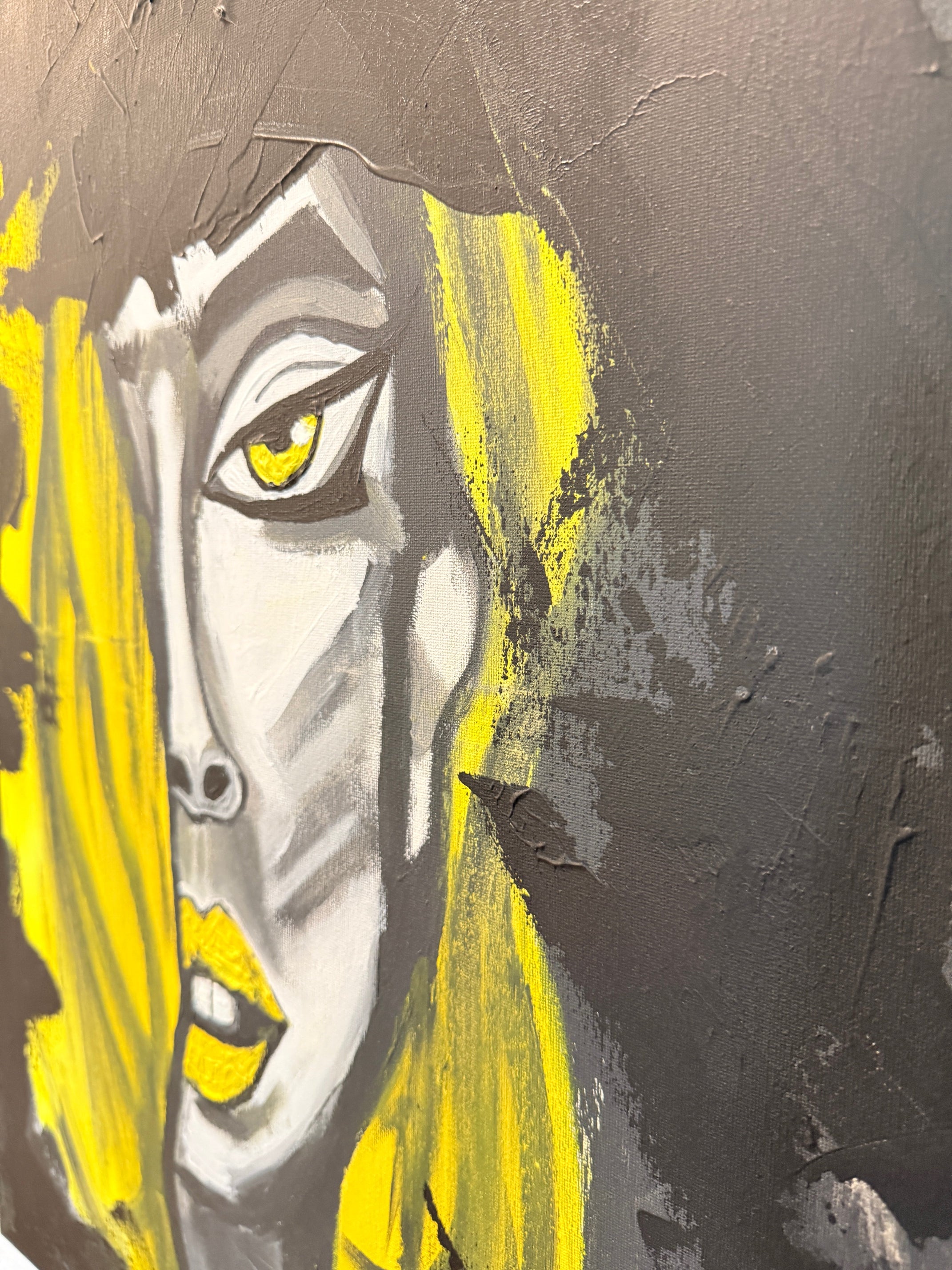 Yellow Vix